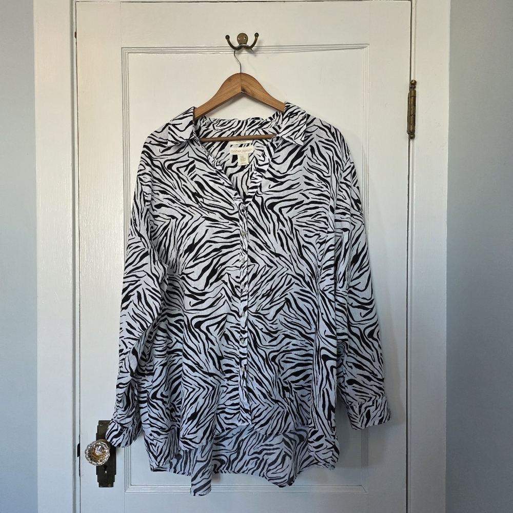 Cynthia Rowley Linen Shirt – 3X – White/Black Zebra Print